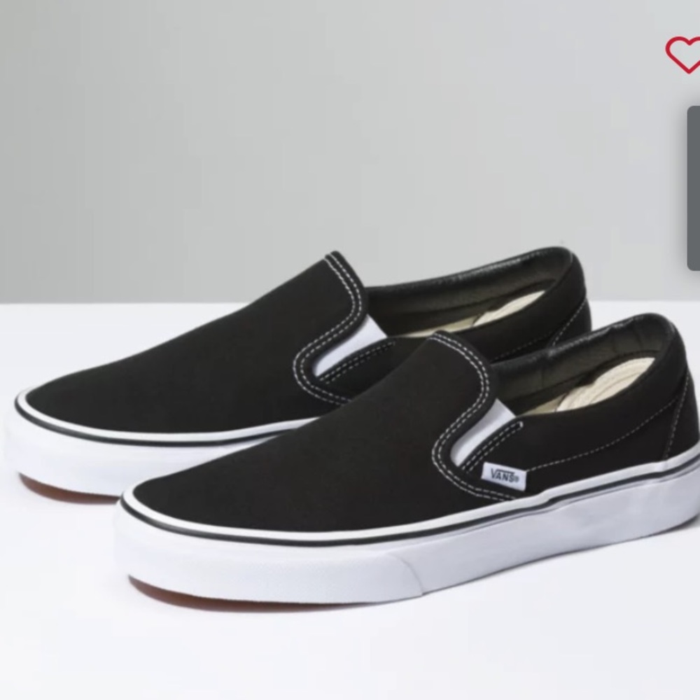 NWT Vanz Slip-on Canvas Black/White size 9.5